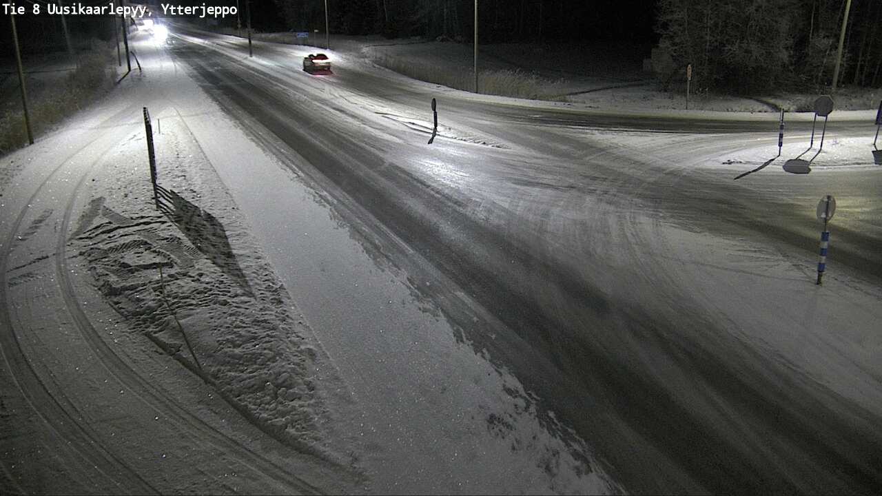 Kelikamerat Kuva Tie 8 Uusikaarlepyy, Ytterjeppo, Uusikaarlepyy, Pohjanmaa