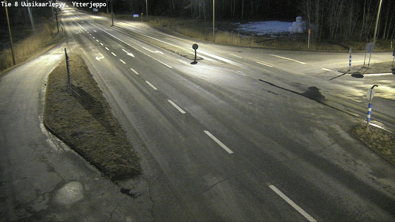 Kelikamerat Kuva Tie 8 Uusikaarlepyy, Ytterjeppo, Uusikaarlepyy, Pohjanmaa