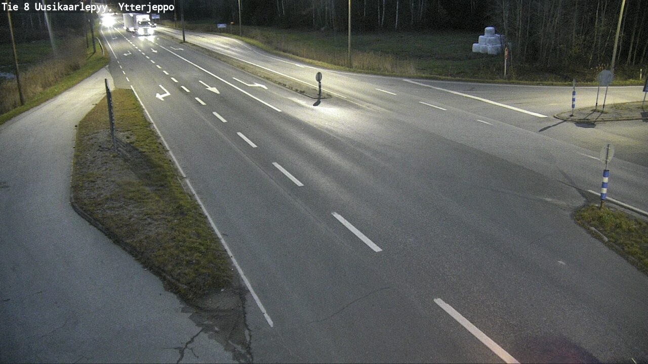 Kelikamerat Kuva Tie 8 Uusikaarlepyy, Ytterjeppo, Uusikaarlepyy, Pohjanmaa