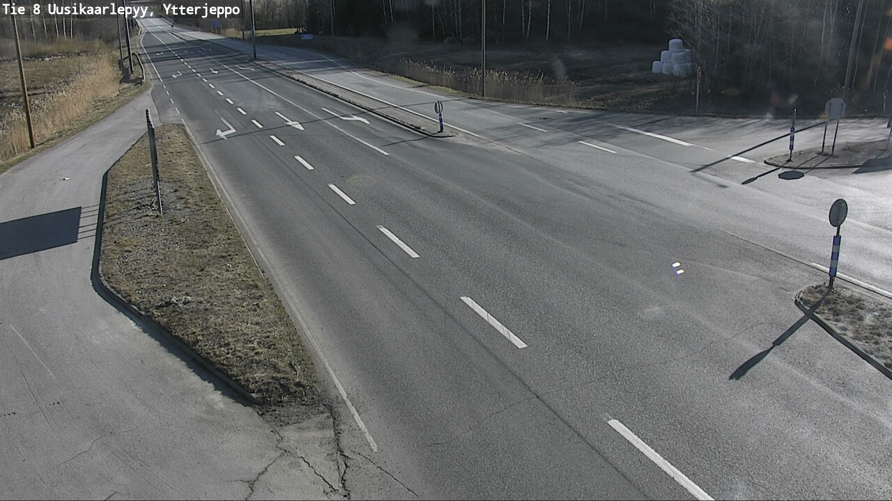 Weather Camera Image Road 8 Uusikaarlepyy, Ytterjeppo, Uusikaarlepyy, Pohjanmaa