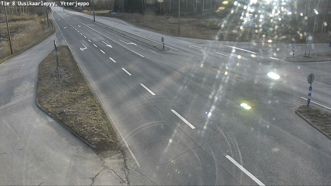 Weather Camera Image Road 8 Uusikaarlepyy, Ytterjeppo, Uusikaarlepyy, Pohjanmaa