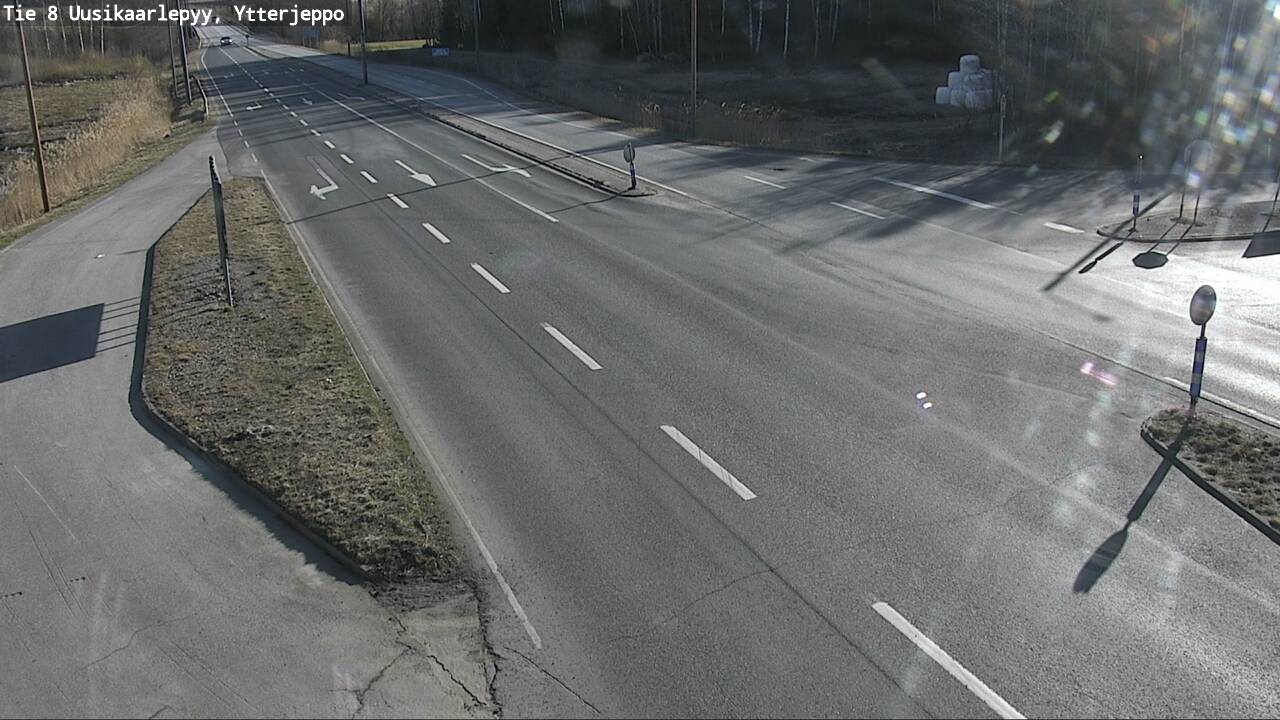 Weather Camera Image Road 8 Uusikaarlepyy, Ytterjeppo, Uusikaarlepyy, Pohjanmaa