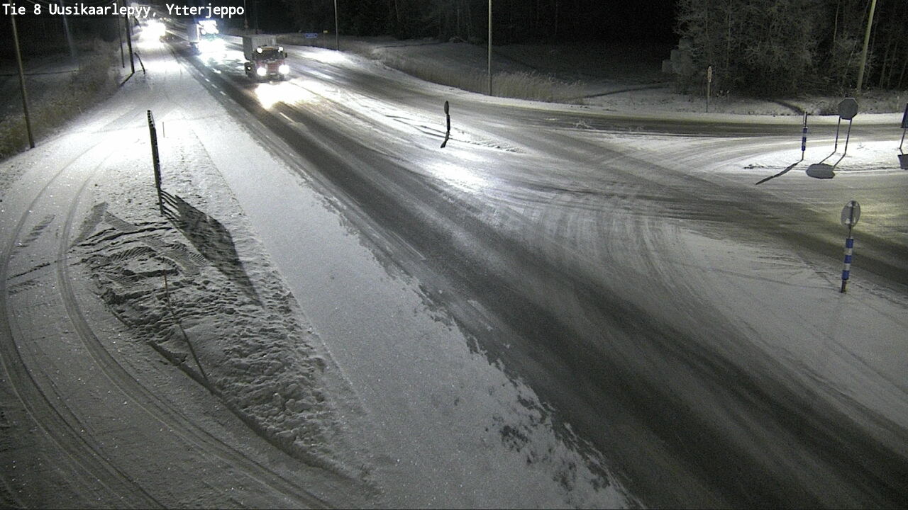 Kelikamerat Kuva Tie 8 Uusikaarlepyy, Ytterjeppo, Uusikaarlepyy, Pohjanmaa