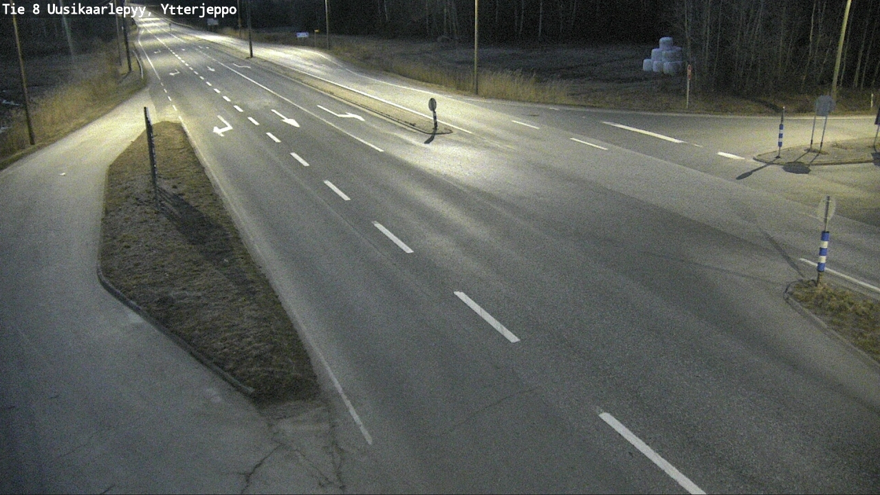 Weather Camera Image Road 8 Uusikaarlepyy, Ytterjeppo, Uusikaarlepyy, Pohjanmaa
