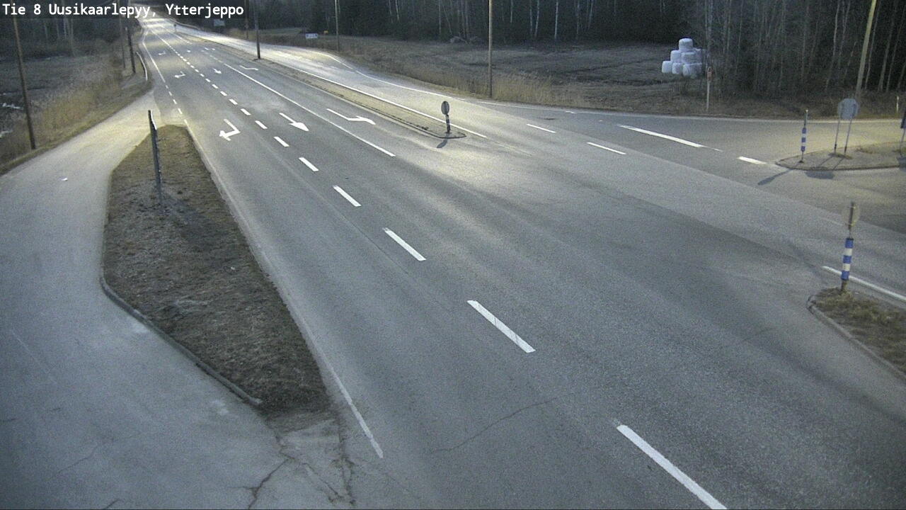 Weather Camera Image Road 8 Uusikaarlepyy, Ytterjeppo, Uusikaarlepyy, Pohjanmaa