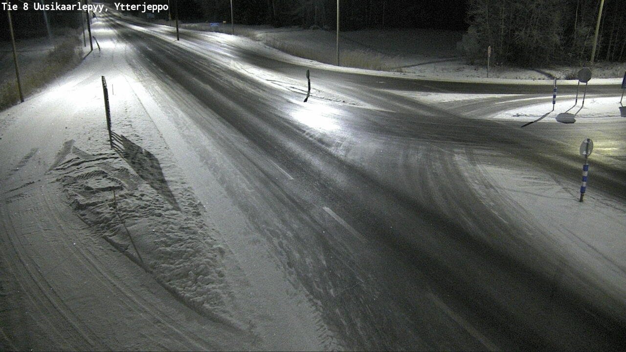 Kelikamerat Kuva Tie 8 Uusikaarlepyy, Ytterjeppo, Uusikaarlepyy, Pohjanmaa