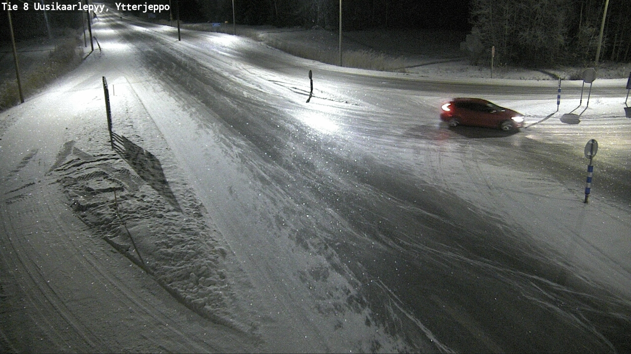 Kelikamerat Kuva Tie 8 Uusikaarlepyy, Ytterjeppo, Uusikaarlepyy, Pohjanmaa