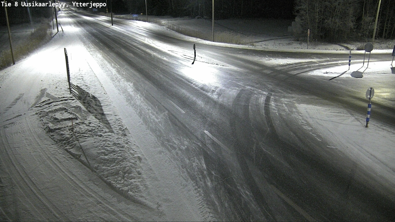 Kelikamerat Kuva Tie 8 Uusikaarlepyy, Ytterjeppo, Uusikaarlepyy, Pohjanmaa