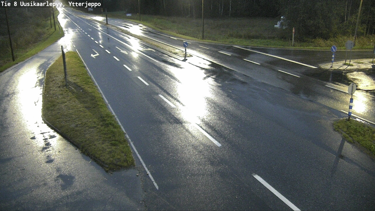 Weather Camera Image Road 8 Uusikaarlepyy, Ytterjeppo, Uusikaarlepyy, Pohjanmaa