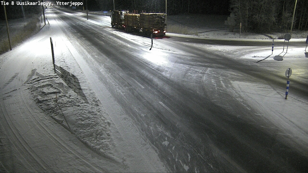 Kelikamerat Kuva Tie 8 Uusikaarlepyy, Ytterjeppo, Uusikaarlepyy, Pohjanmaa