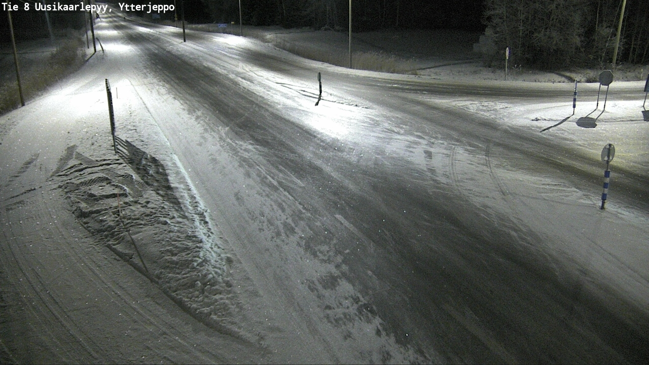 Kelikamerat Kuva Tie 8 Uusikaarlepyy, Ytterjeppo, Uusikaarlepyy, Pohjanmaa