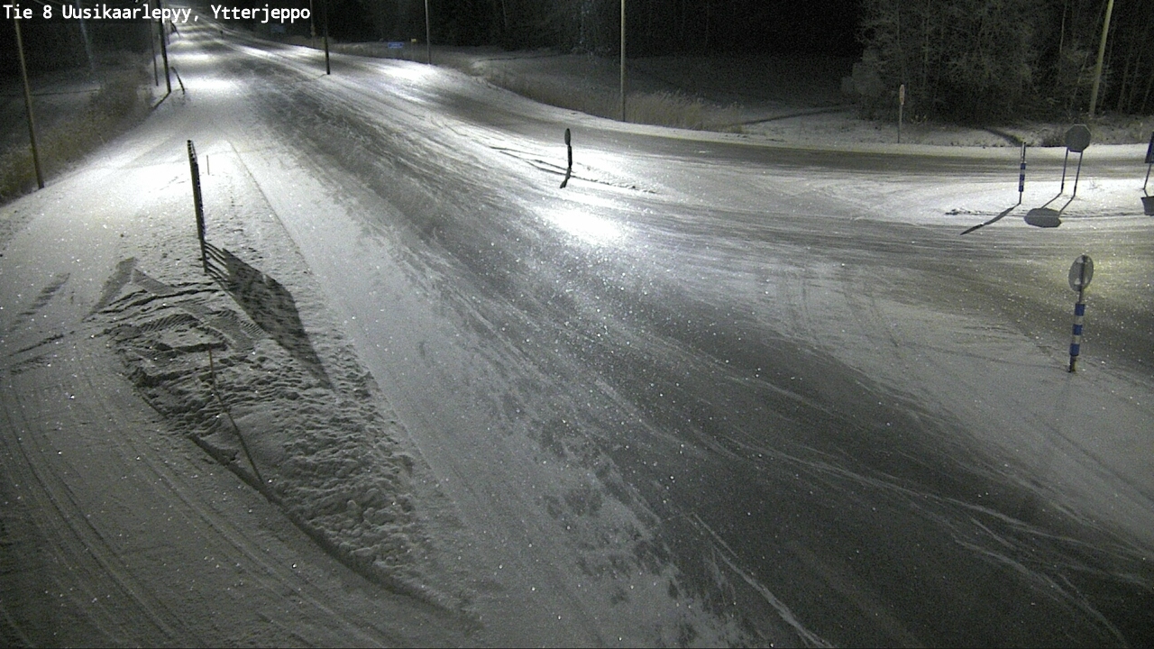 Kelikamerat Kuva Tie 8 Uusikaarlepyy, Ytterjeppo, Uusikaarlepyy, Pohjanmaa