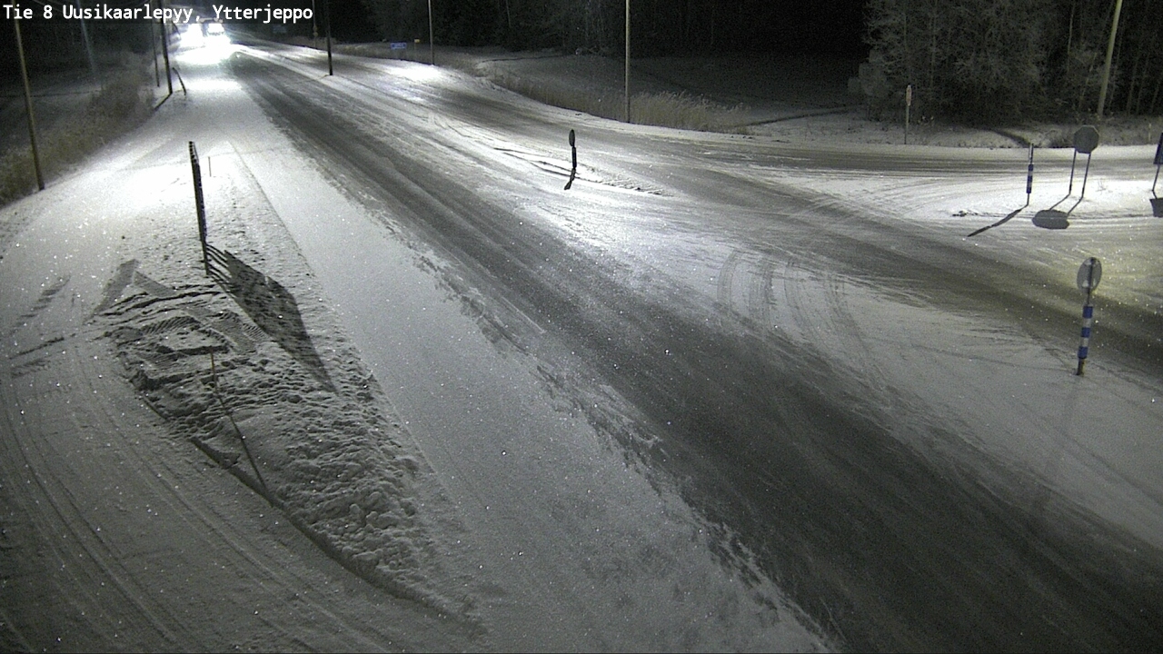 Kelikamerat Kuva Tie 8 Uusikaarlepyy, Ytterjeppo, Uusikaarlepyy, Pohjanmaa