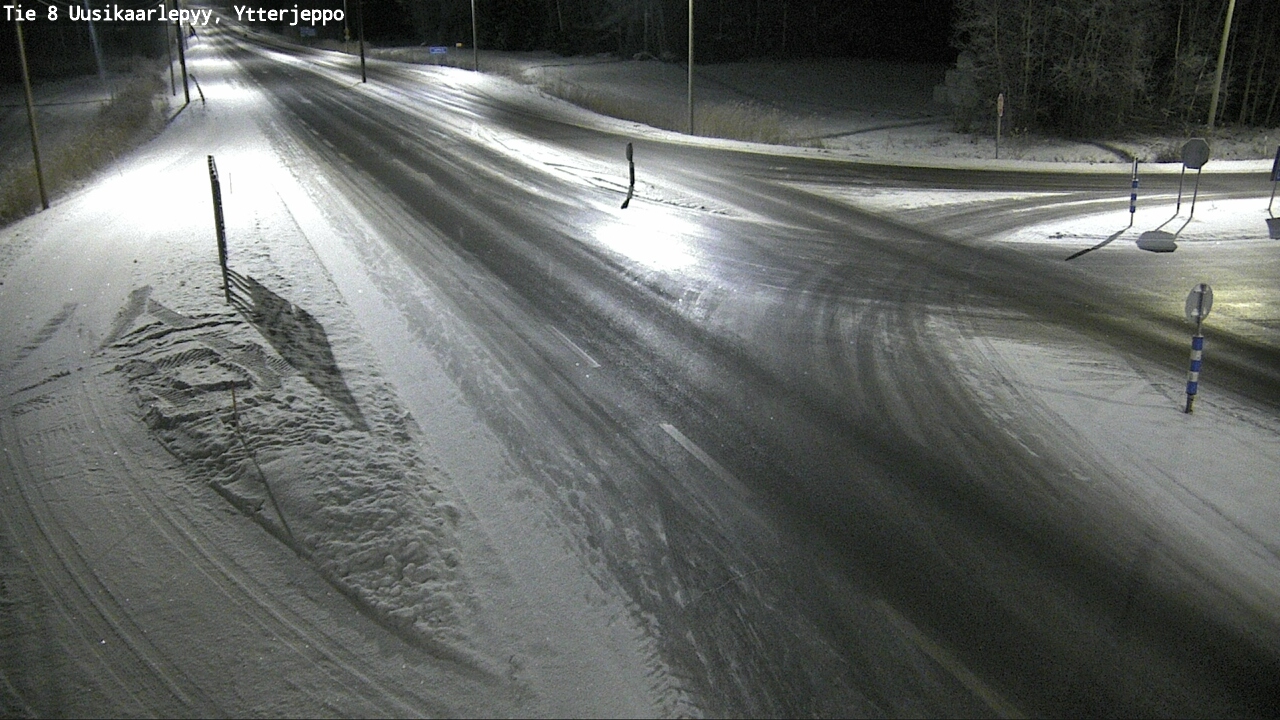 Kelikamerat Kuva Tie 8 Uusikaarlepyy, Ytterjeppo, Uusikaarlepyy, Pohjanmaa