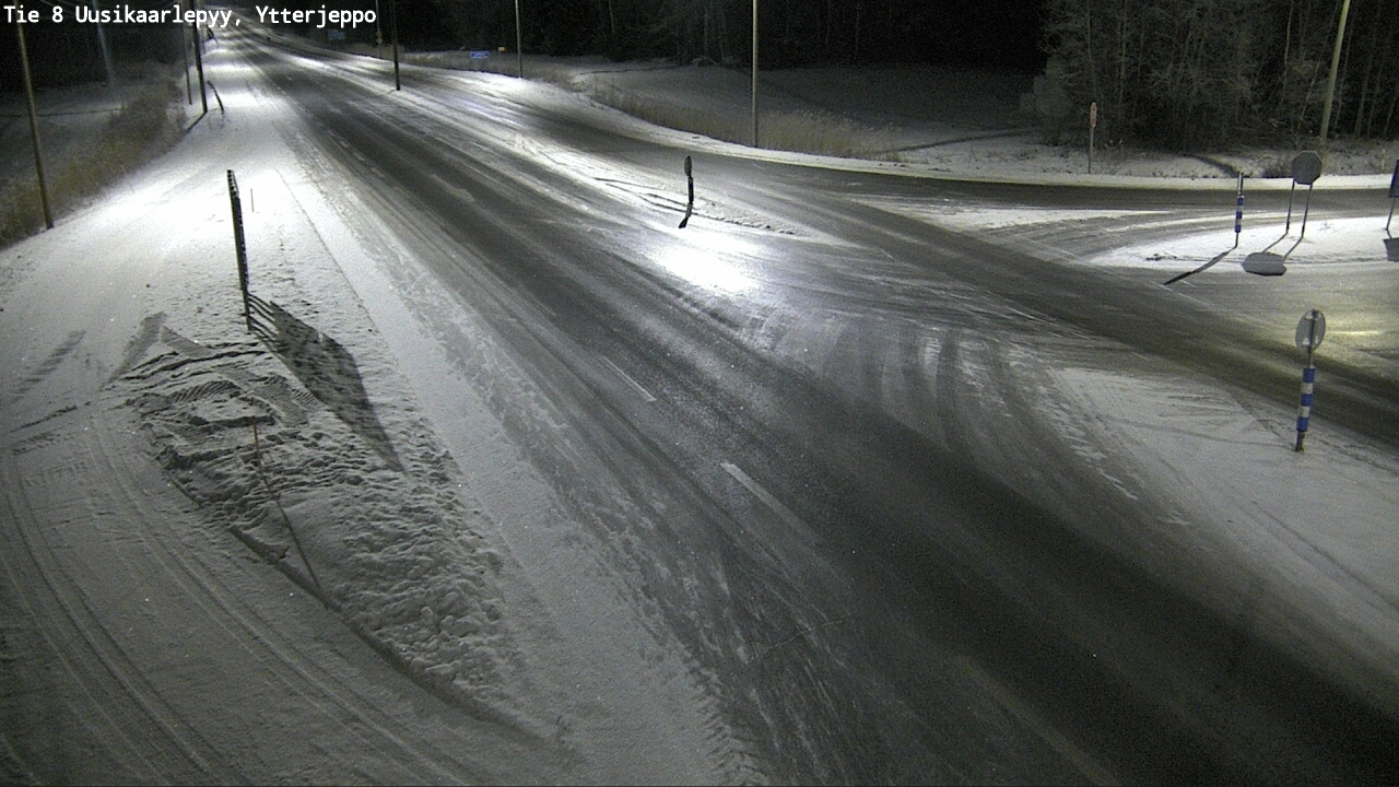 Kelikamerat Kuva Tie 8 Uusikaarlepyy, Ytterjeppo, Uusikaarlepyy, Pohjanmaa