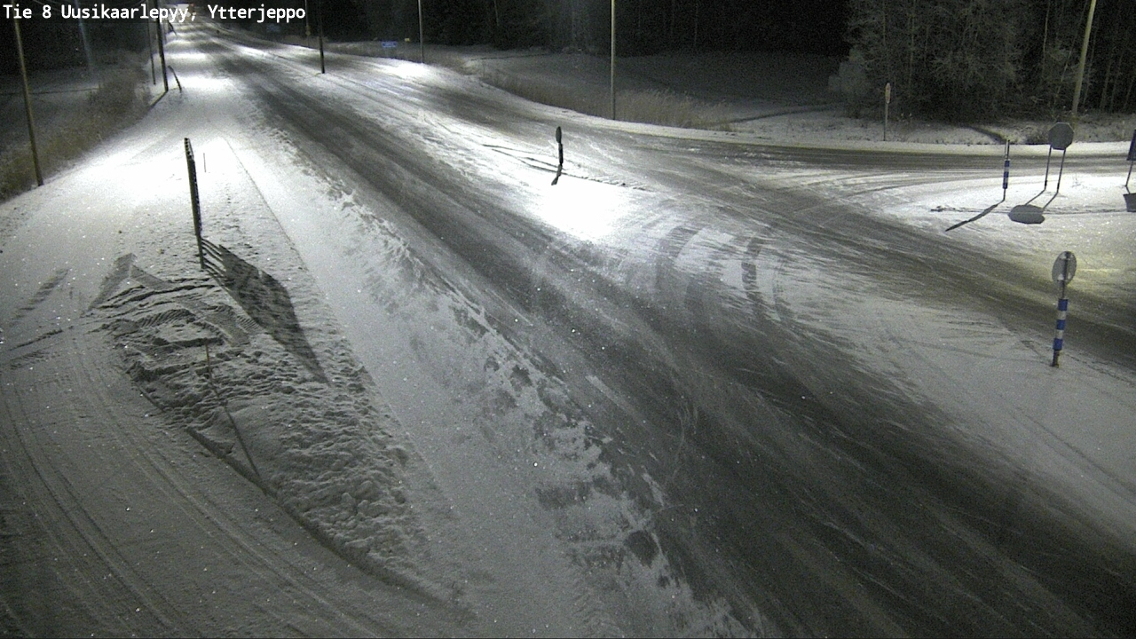 Kelikamerat Kuva Tie 8 Uusikaarlepyy, Ytterjeppo, Uusikaarlepyy, Pohjanmaa