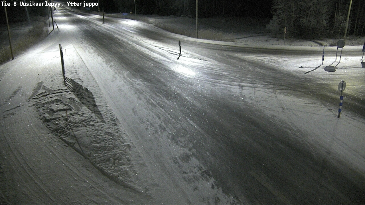Kelikamerat Kuva Tie 8 Uusikaarlepyy, Ytterjeppo, Uusikaarlepyy, Pohjanmaa