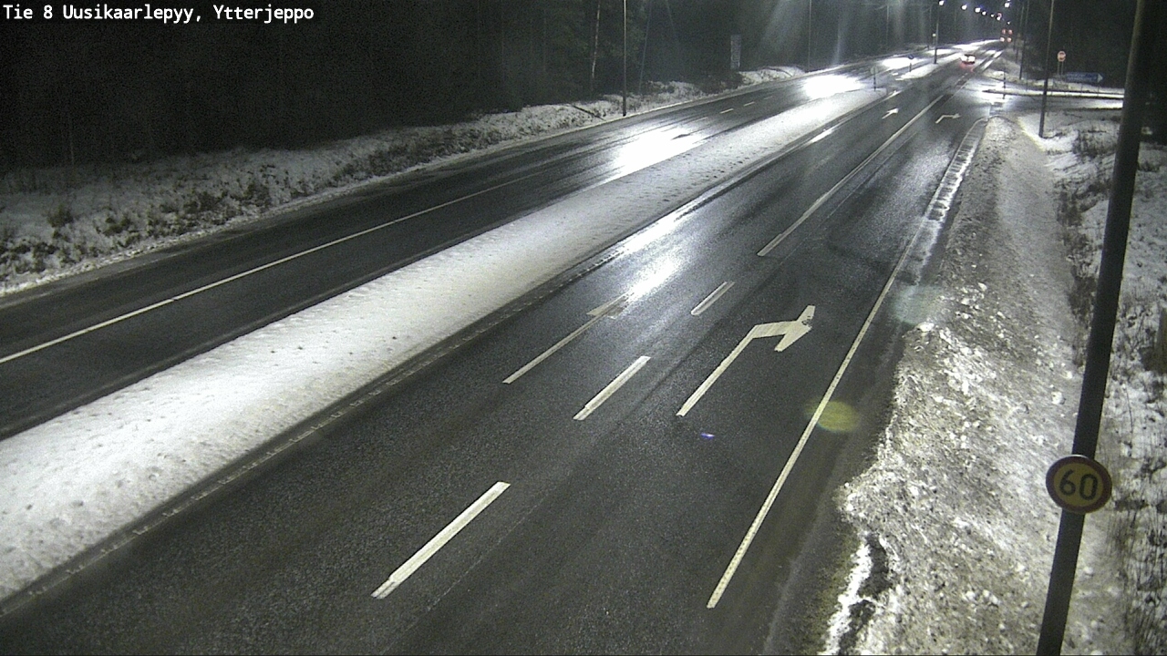 Weather Camera Image Road 8 Uusikaarlepyy, Ytterjeppo, Uusikaarlepyy, Pohjanmaa