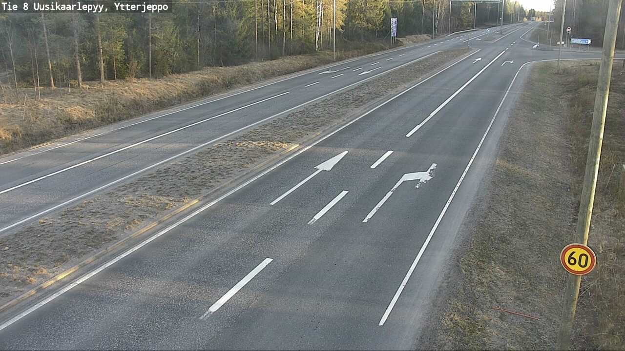 Kelikamerat Kuva Tie 8 Uusikaarlepyy, Ytterjeppo, Uusikaarlepyy, Pohjanmaa