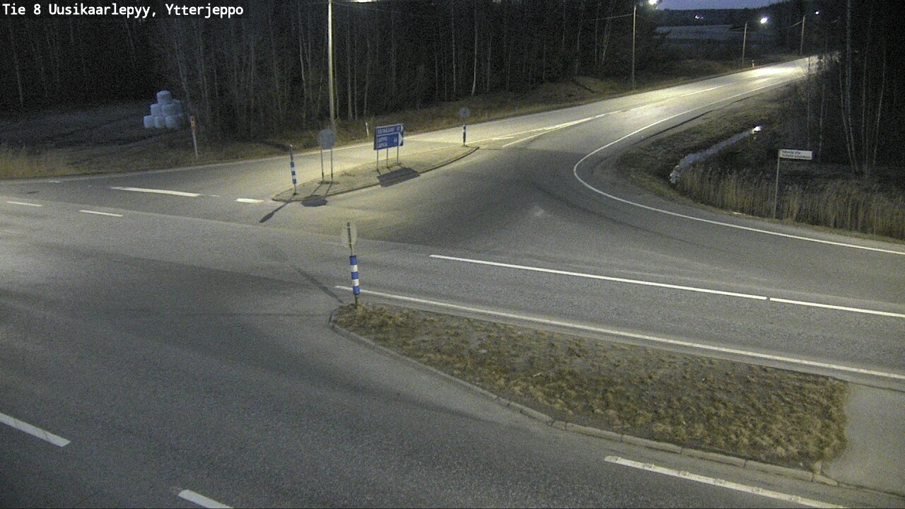 Kelikamerat Kuva Tie 8 Uusikaarlepyy, Ytterjeppo, Uusikaarlepyy, Pohjanmaa