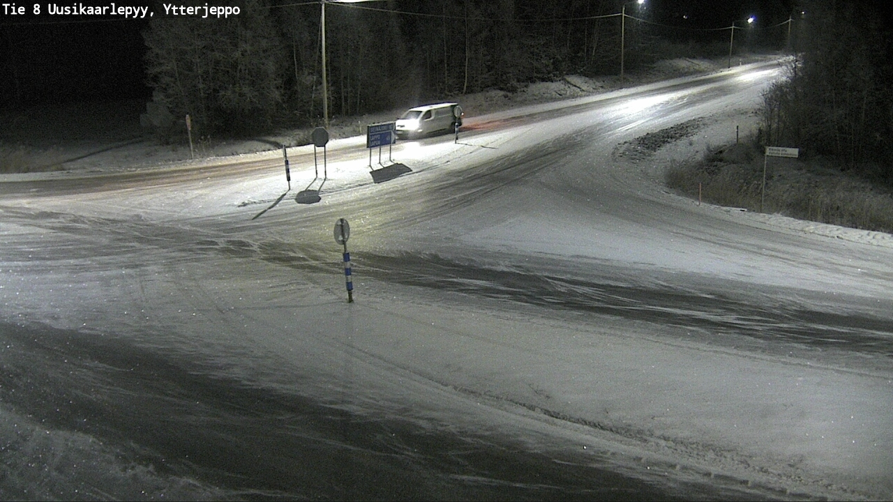 Kelikamerat Kuva Tie 8 Uusikaarlepyy, Ytterjeppo, Uusikaarlepyy, Pohjanmaa