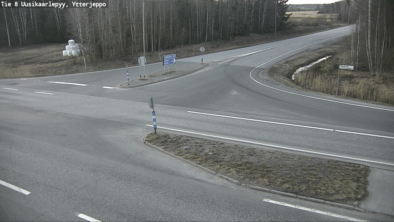Kelikamerat Kuva Tie 8 Uusikaarlepyy, Ytterjeppo, Uusikaarlepyy, Pohjanmaa