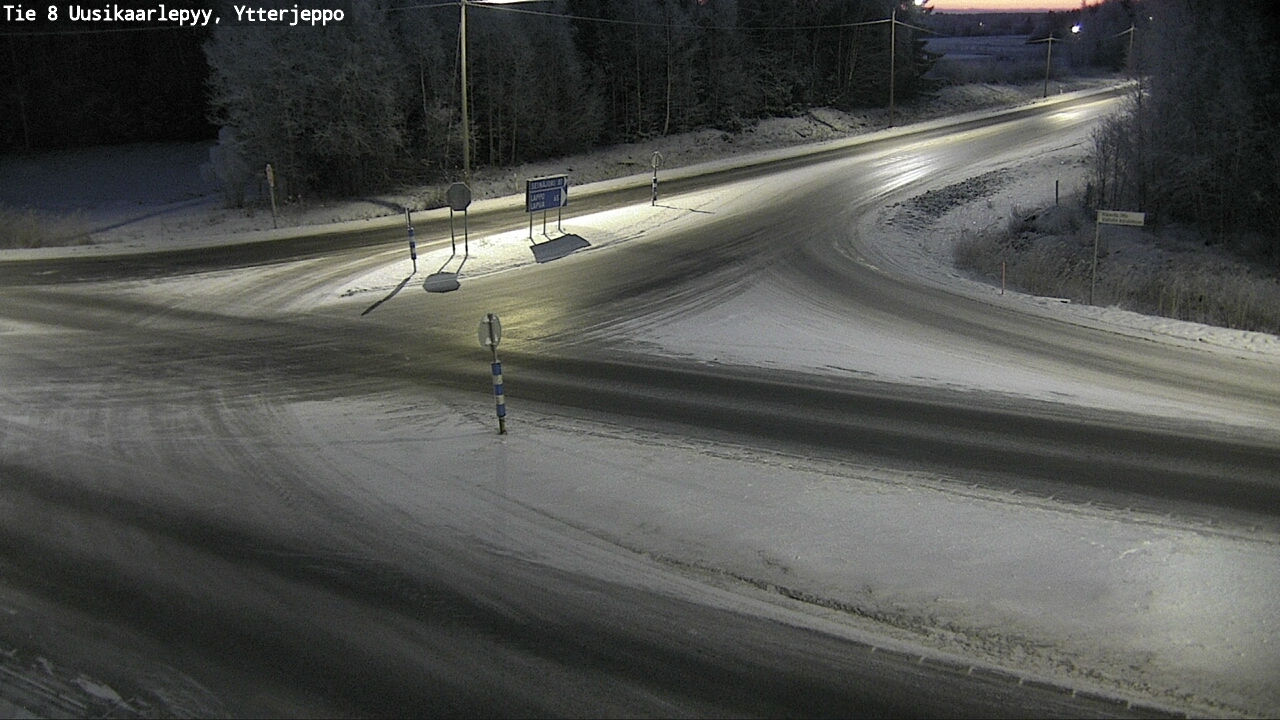 Kelikamerat Kuva Tie 8 Uusikaarlepyy, Ytterjeppo, Uusikaarlepyy, Pohjanmaa