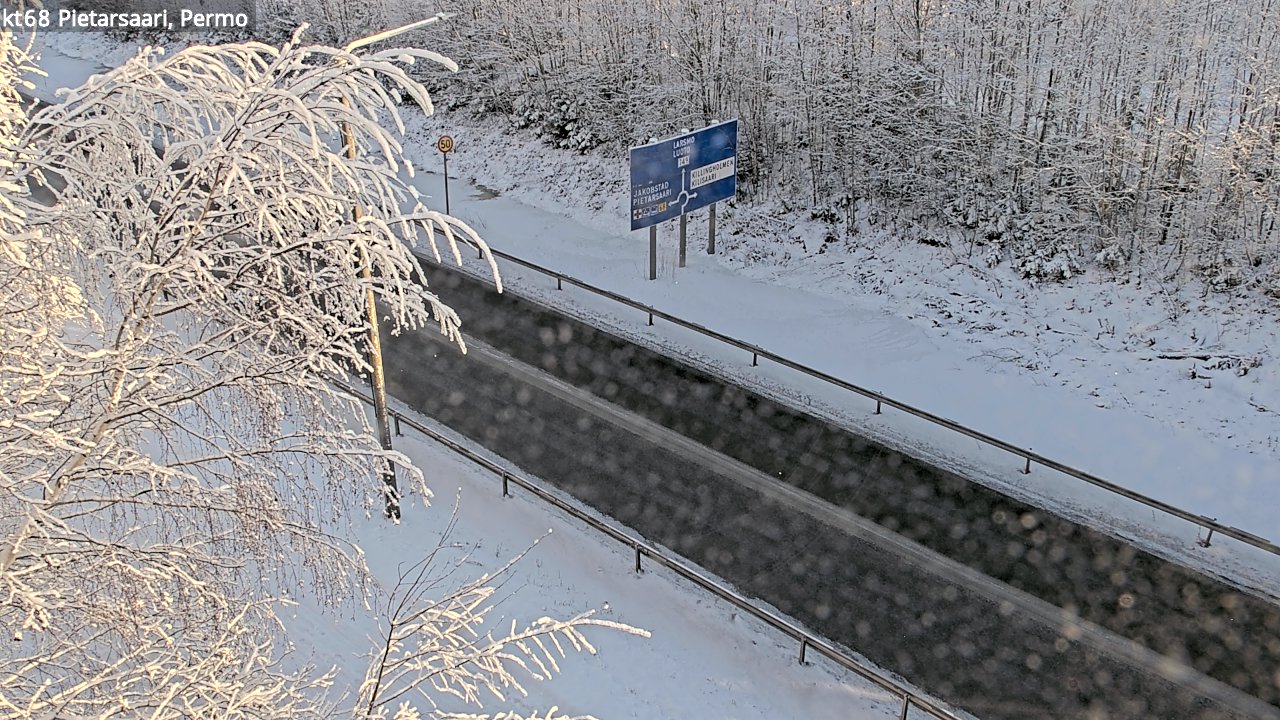 Weather Camera Image Road 68 Pietarsaari, Permo, Pietarsaari, Pohjanmaa