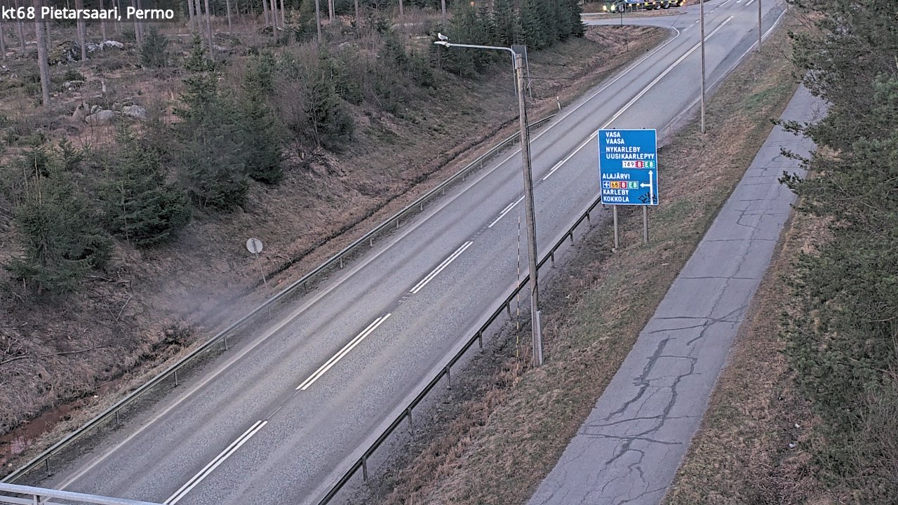 Weather Camera Image Road 68 Pietarsaari, Permo, Pietarsaari, Pohjanmaa