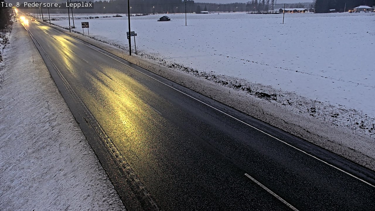 Weather Camera Image Väg 8 Pedersöre, Lepplax, Pedersören kunta, Pohjanmaa