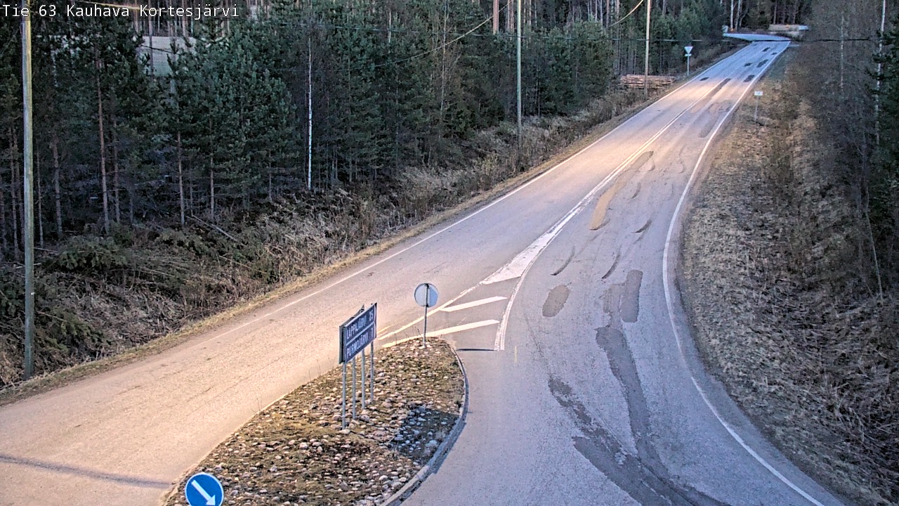 Weather Camera Image Road 63 Kauhava Kortesjärvi, Kauhava, Etelä-Pohjanmaa