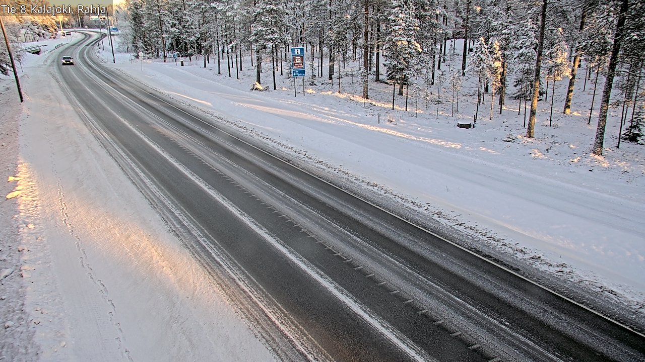 Weather Camera Image Väg 8 Kalajoki, Rahja, Kalajoki, Pohjois-Pohjanmaa