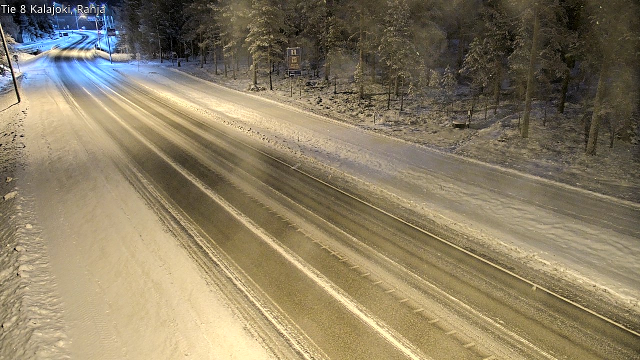 Weather Camera Image Väg 8 Kalajoki, Rahja, Kalajoki, Pohjois-Pohjanmaa