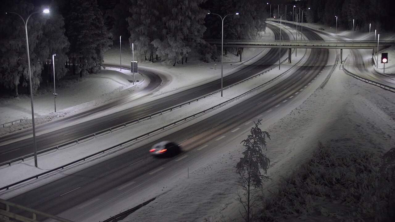 Weather Camera Image Väg 4 Uleåborg, Laanila, Oulu, Pohjois-Pohjanmaa