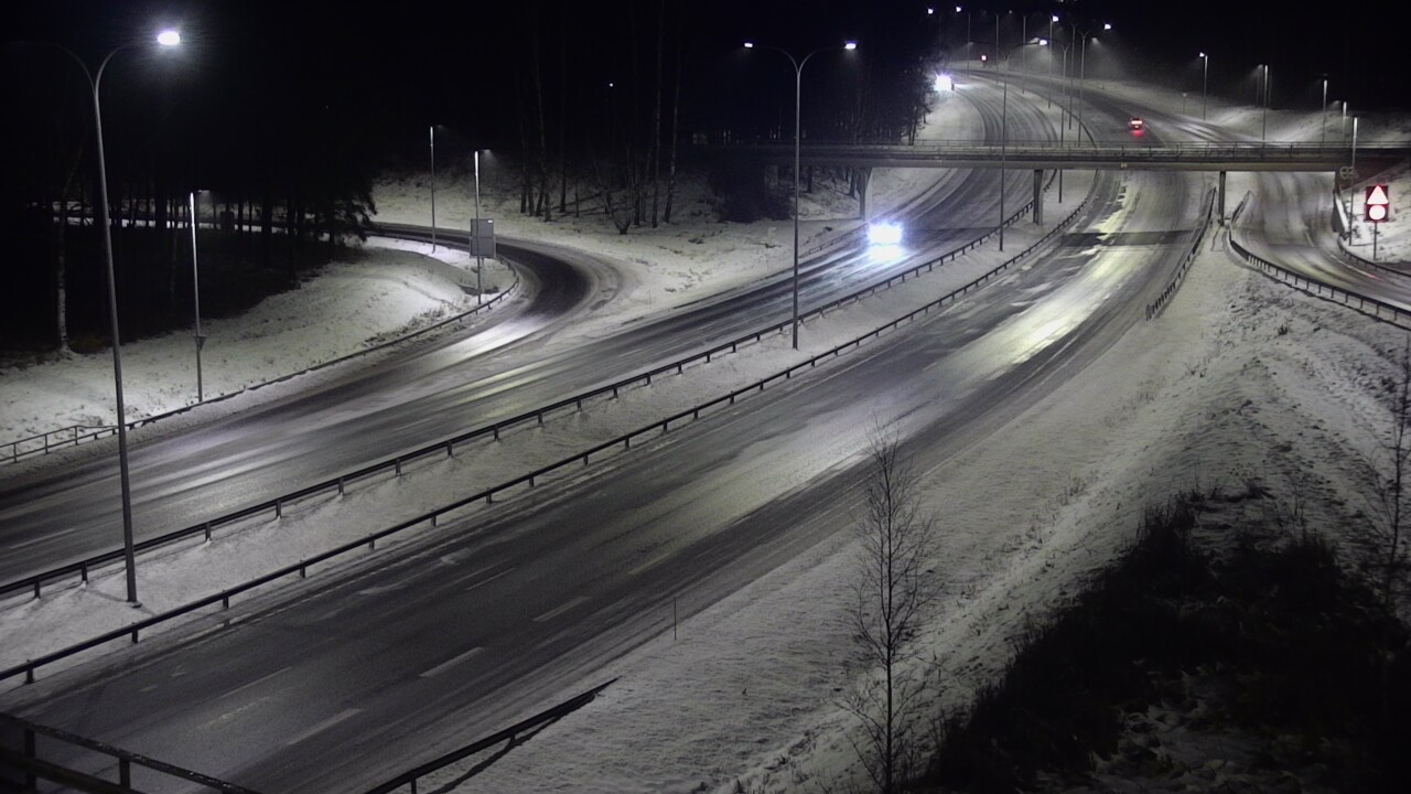 Weather Camera Image Väg 4 Uleåborg, Laanila, Oulu, Pohjois-Pohjanmaa