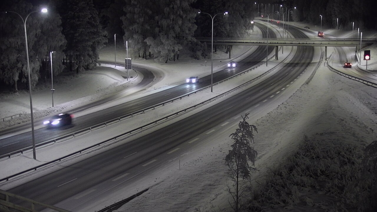 Weather Camera Image Väg 4 Uleåborg, Laanila, Oulu, Pohjois-Pohjanmaa