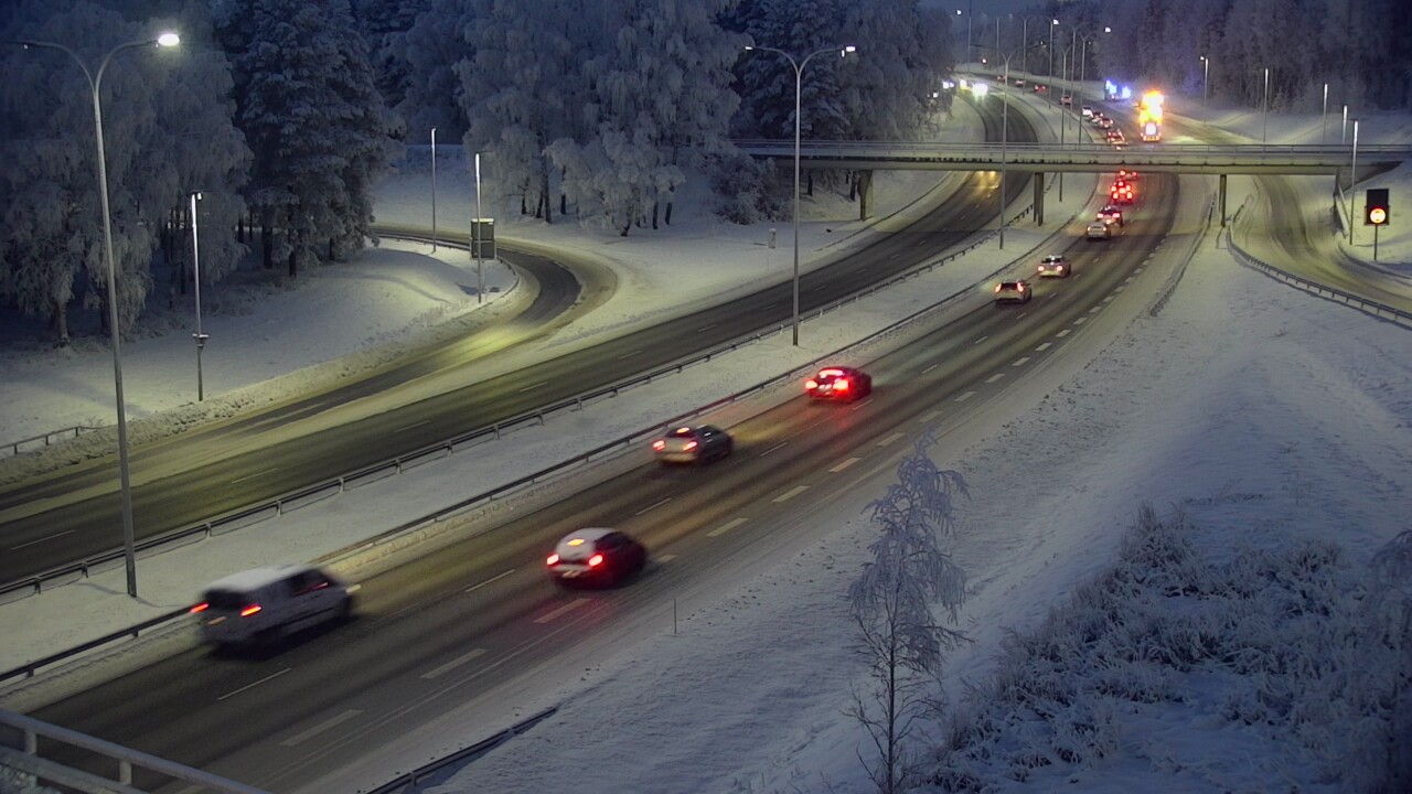 Weather Camera Image Väg 4 Uleåborg, Laanila, Oulu, Pohjois-Pohjanmaa