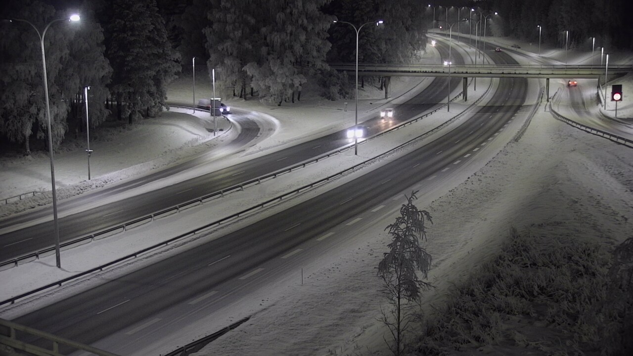 Weather Camera Image Väg 4 Uleåborg, Laanila, Oulu, Pohjois-Pohjanmaa