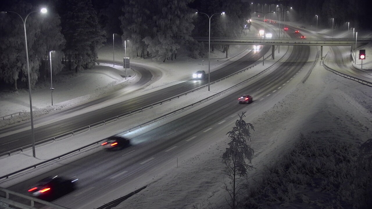 Weather Camera Image Väg 4 Uleåborg, Laanila, Oulu, Pohjois-Pohjanmaa