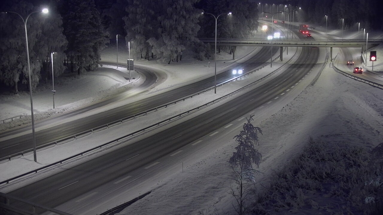 Weather Camera Image Väg 4 Uleåborg, Laanila, Oulu, Pohjois-Pohjanmaa