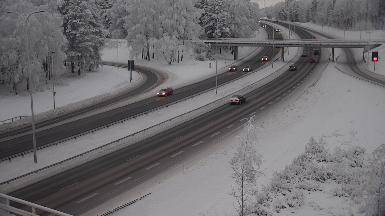 Weather Camera Image Väg 4 Uleåborg, Laanila, Oulu, Pohjois-Pohjanmaa