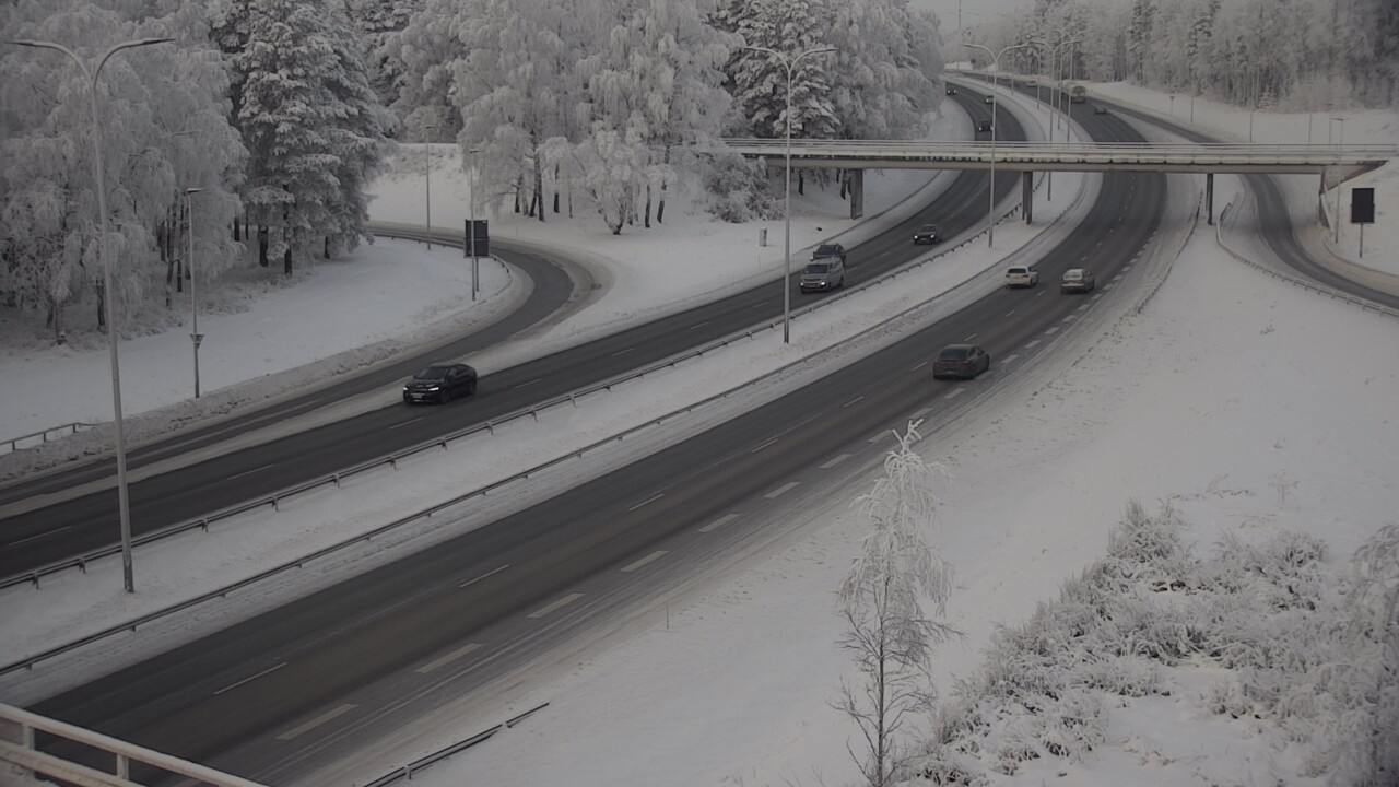 Weather Camera Image Väg 4 Uleåborg, Laanila, Oulu, Pohjois-Pohjanmaa