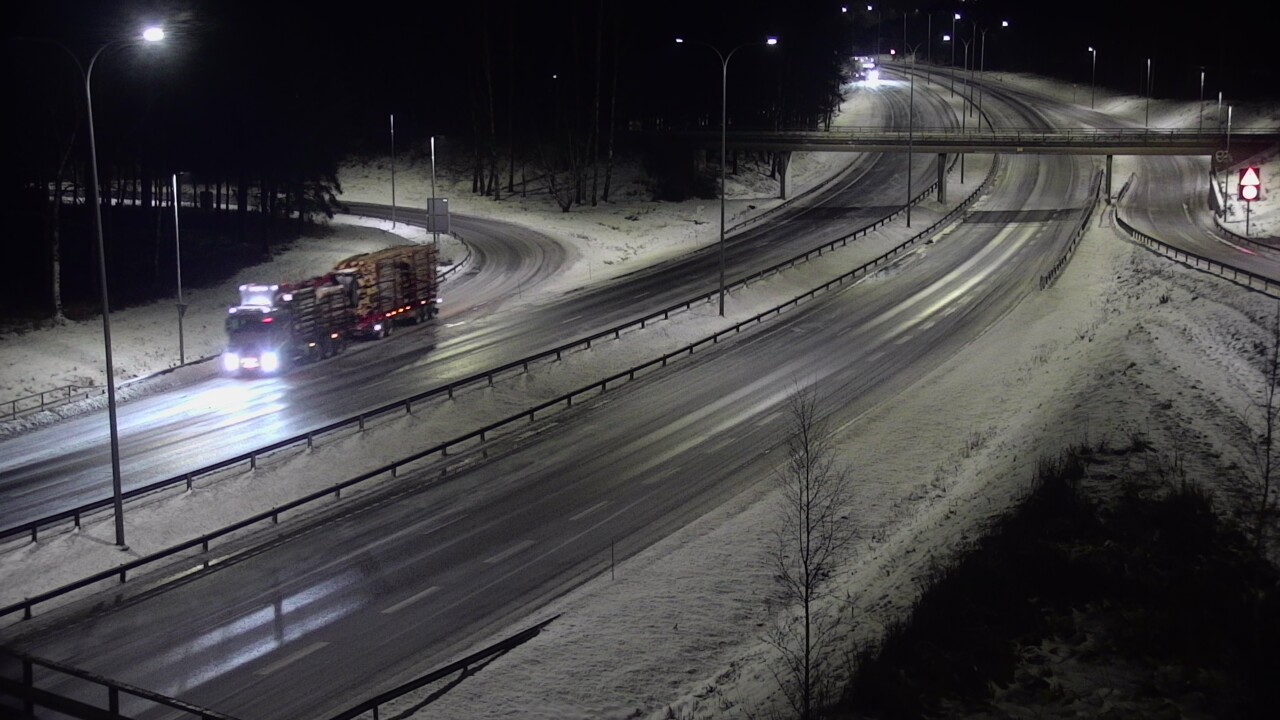 Weather Camera Image Väg 4 Uleåborg, Laanila, Oulu, Pohjois-Pohjanmaa