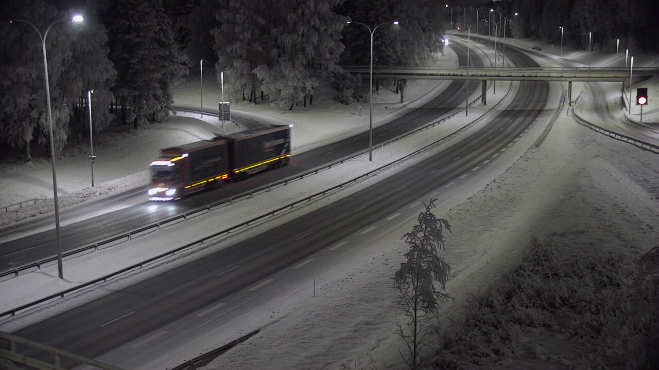Weather Camera Image Väg 4 Uleåborg, Laanila, Oulu, Pohjois-Pohjanmaa