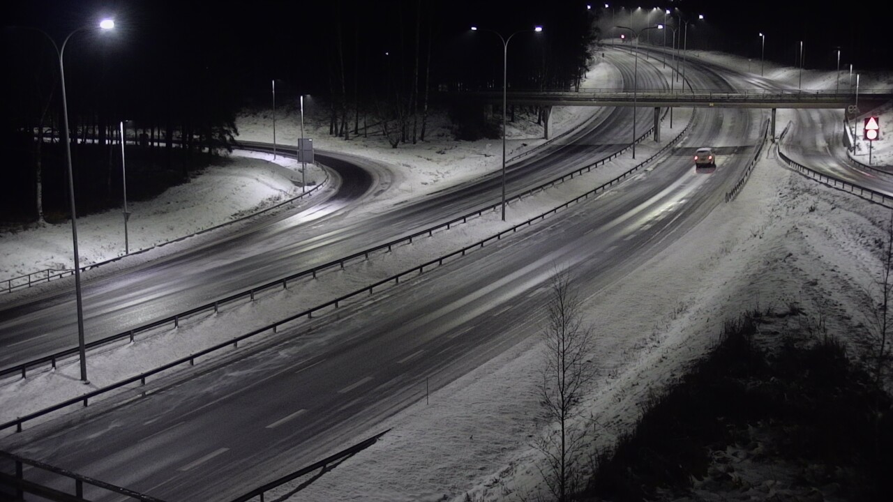 Weather Camera Image Väg 4 Uleåborg, Laanila, Oulu, Pohjois-Pohjanmaa