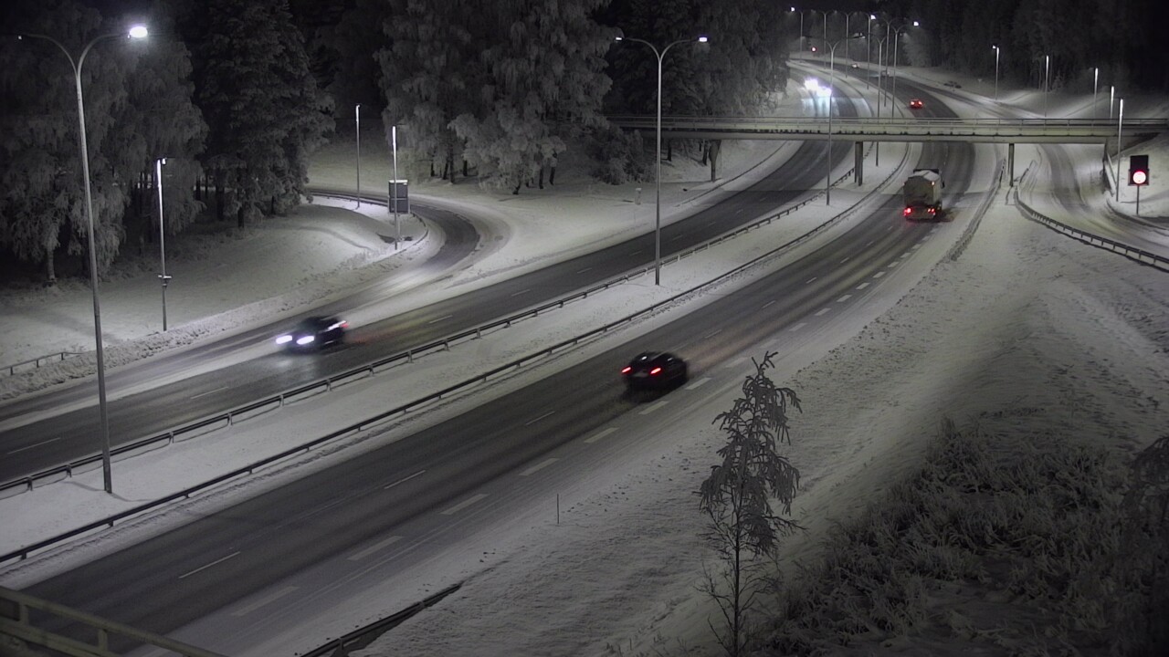 Weather Camera Image Väg 4 Uleåborg, Laanila, Oulu, Pohjois-Pohjanmaa