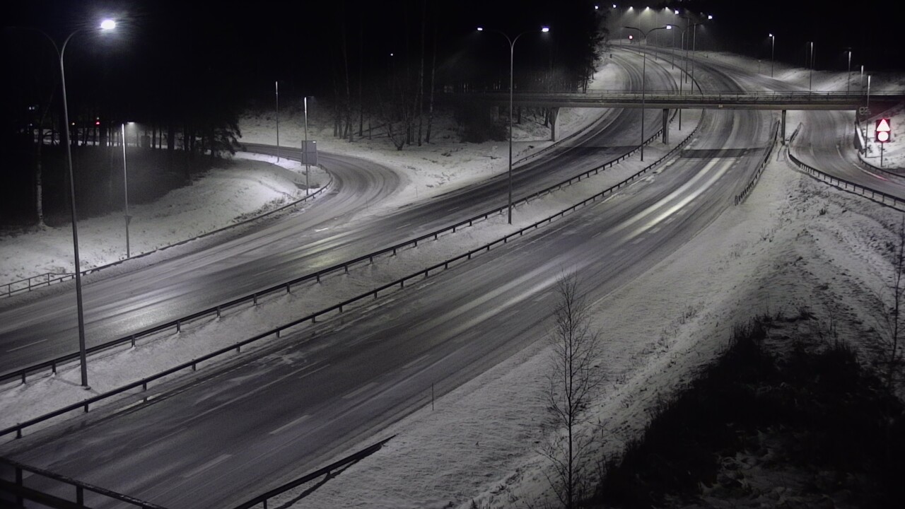 Weather Camera Image Väg 4 Uleåborg, Laanila, Oulu, Pohjois-Pohjanmaa