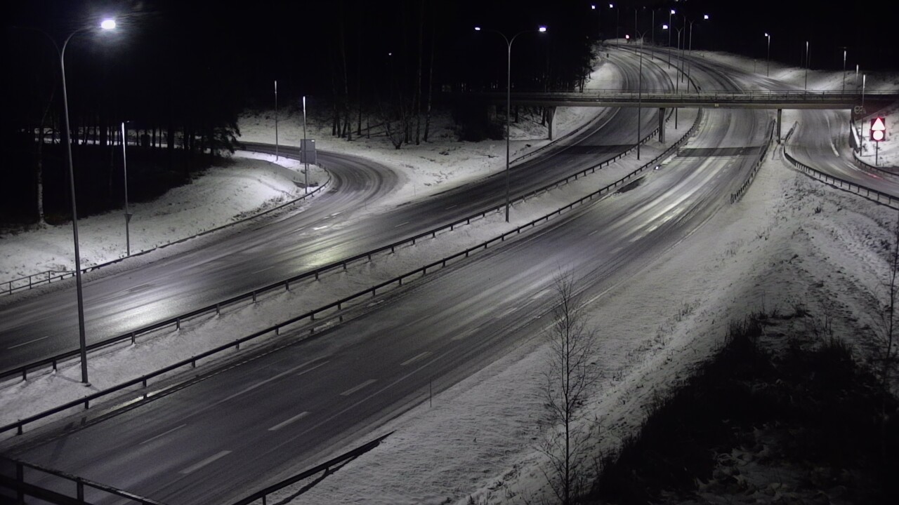 Weather Camera Image Väg 4 Uleåborg, Laanila, Oulu, Pohjois-Pohjanmaa