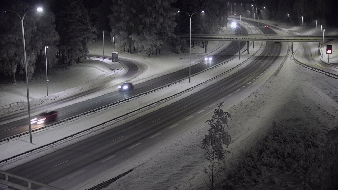 Weather Camera Image Väg 4 Uleåborg, Laanila, Oulu, Pohjois-Pohjanmaa