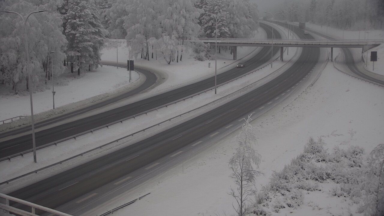 Weather Camera Image Väg 4 Uleåborg, Laanila, Oulu, Pohjois-Pohjanmaa